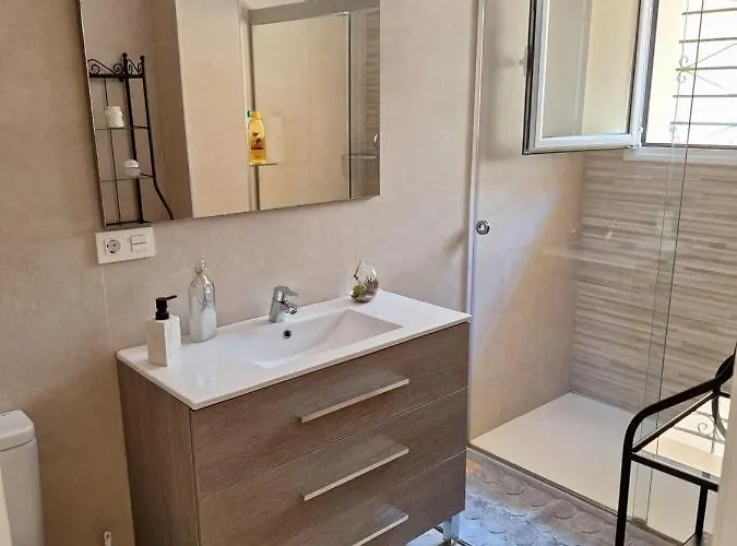 El Patio Apartment *